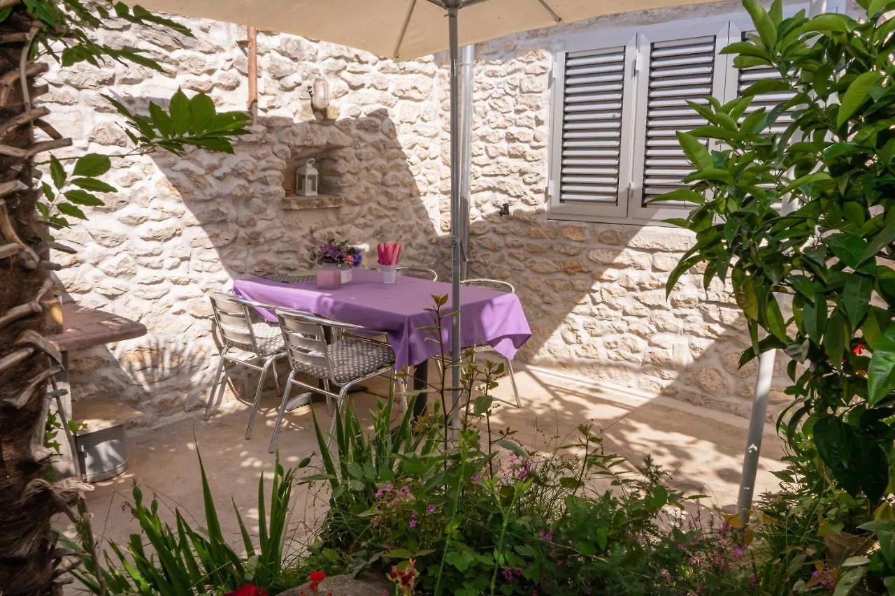 Eleonora Apartments Zadar