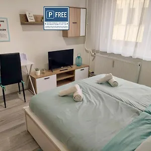 aweshome-city-apartment.hotels-hajduszoboszlo-hungary.com/
