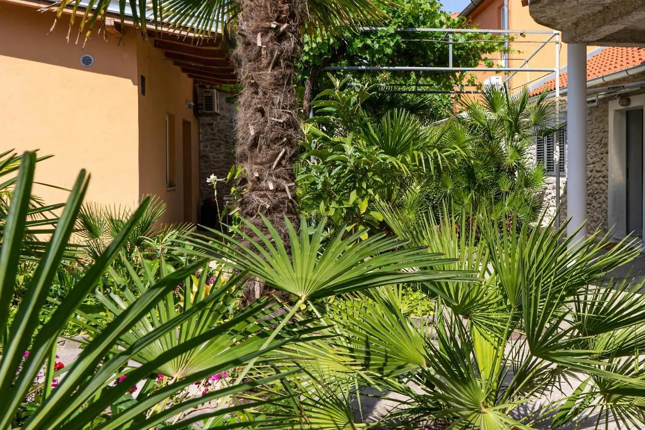 Eleonora Apartments Zara Croazia