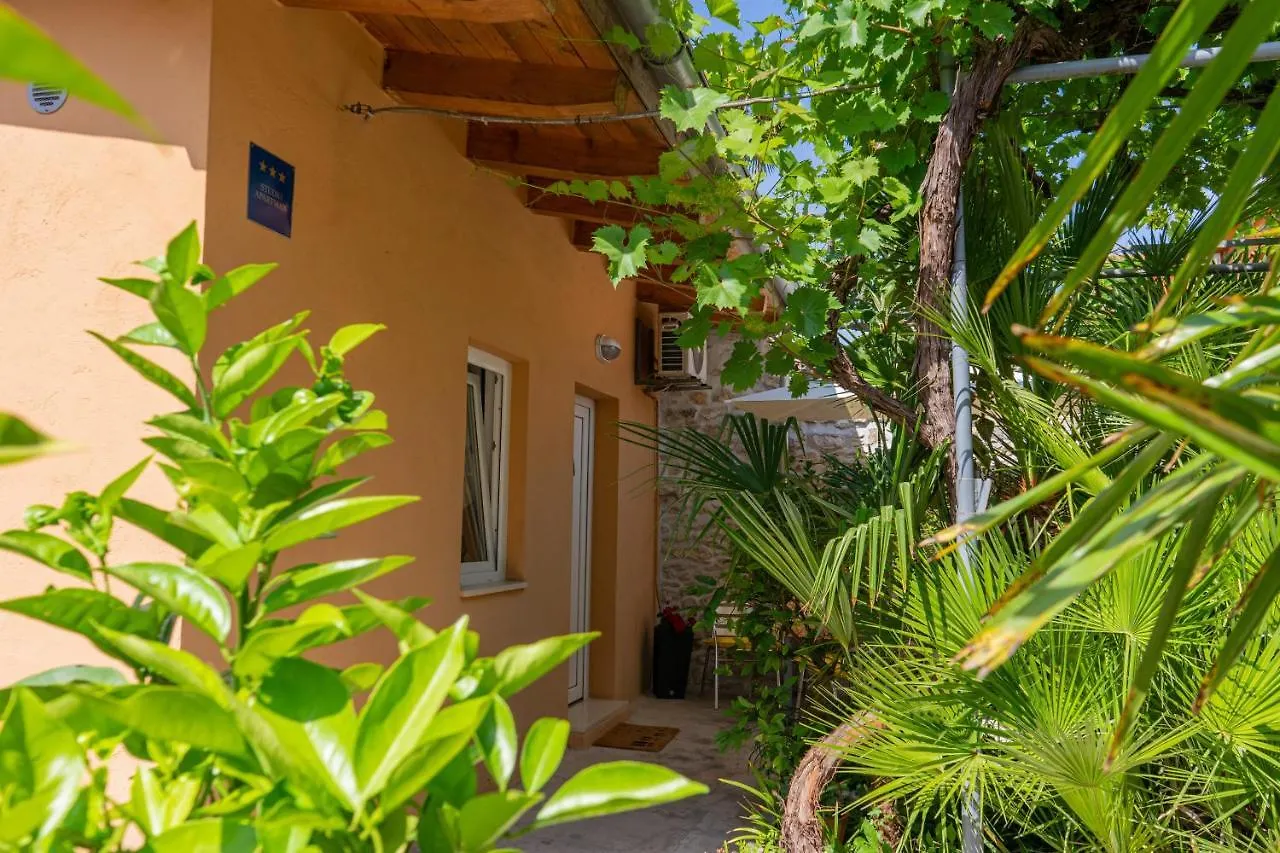 Eleonora Apartments Zára