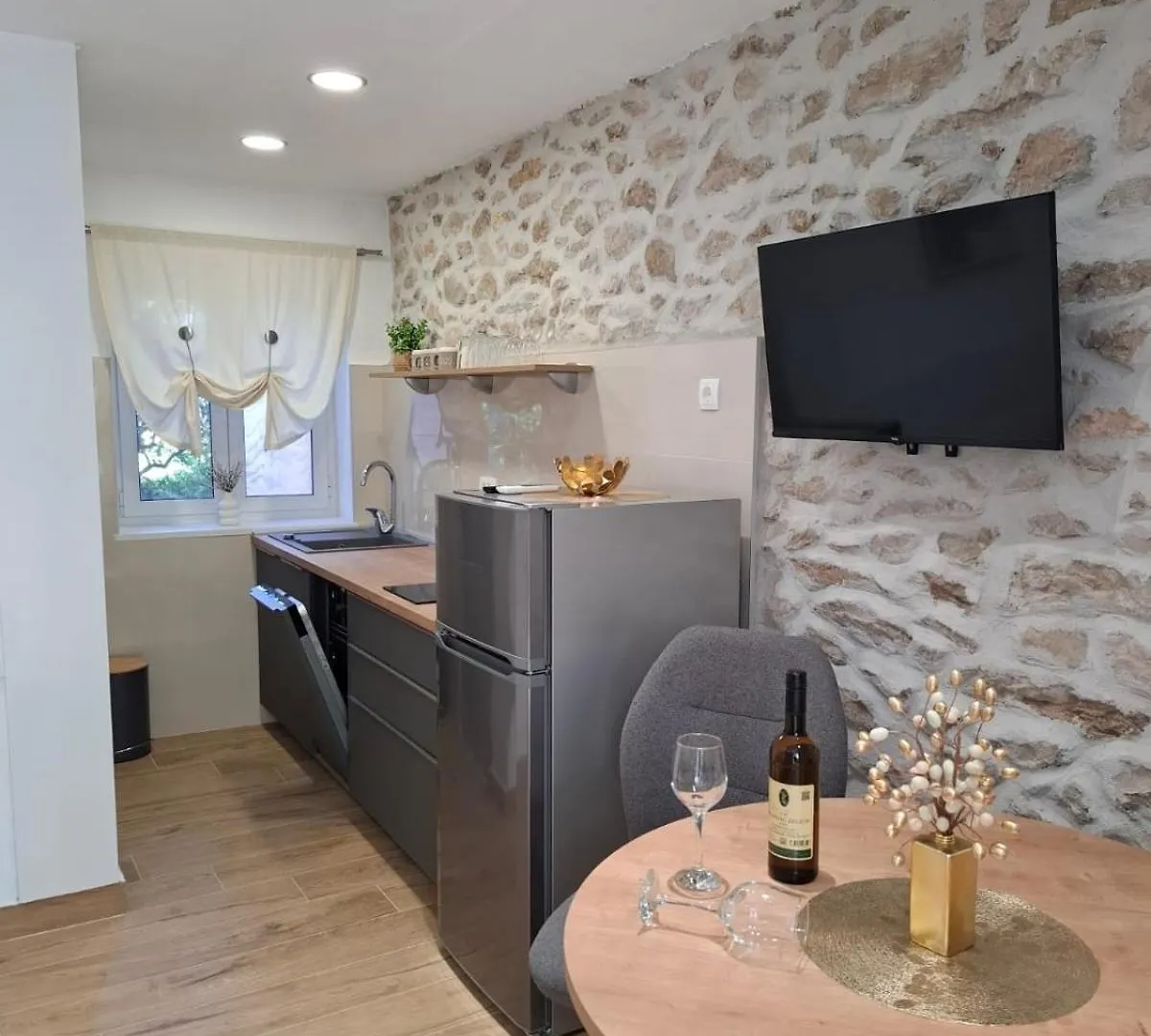Eleonora Apartments Zadar